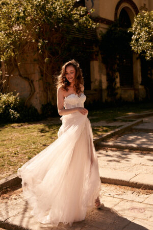Mia Lavi Hochzeitkleid Barcelona Model 2122 vorne seitlich